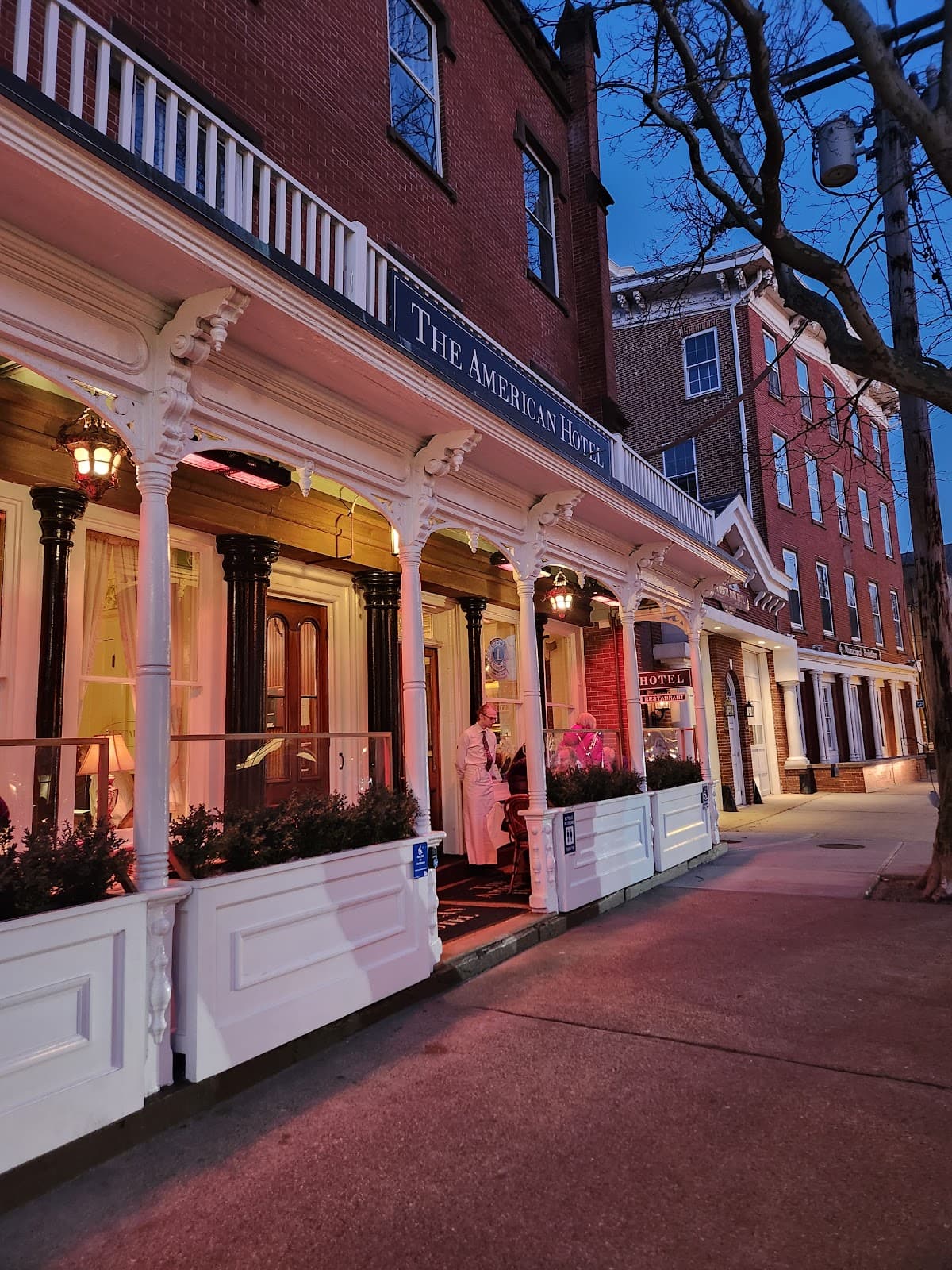 The American Hotel