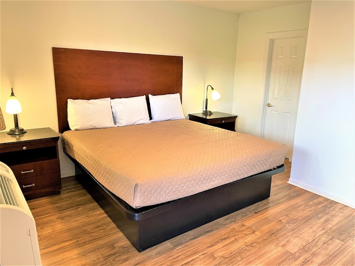 Budget Inn Giddings by Mukhi Hotels