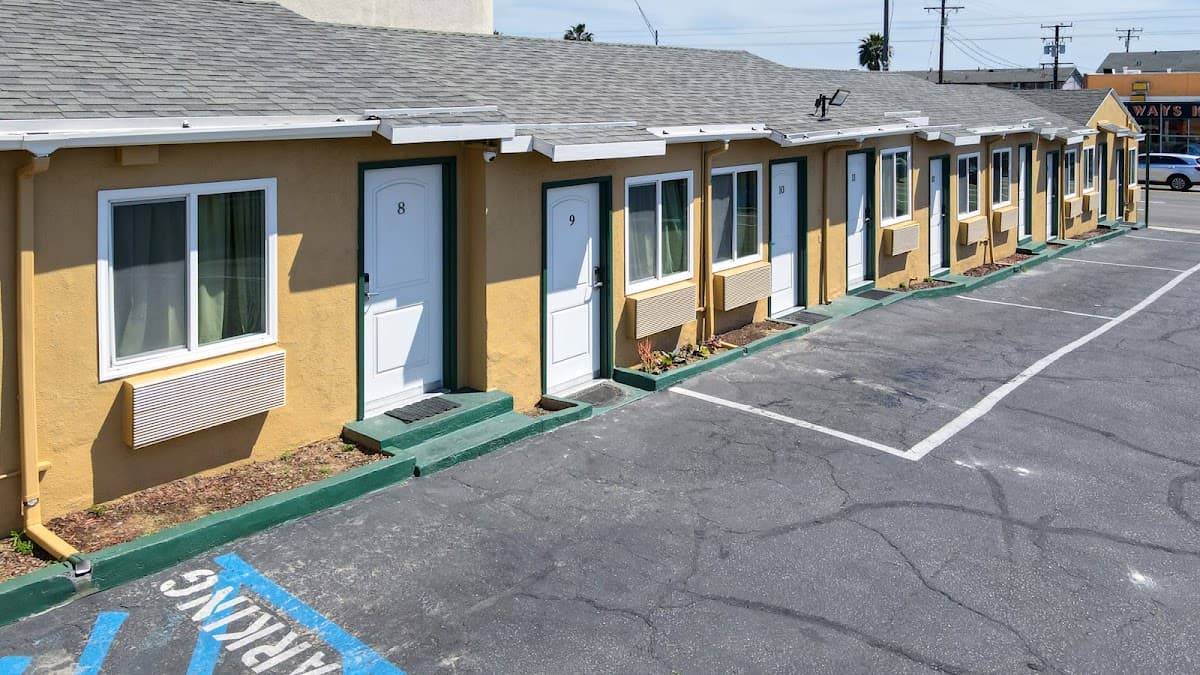 Signal Hill Motel Beach Motel