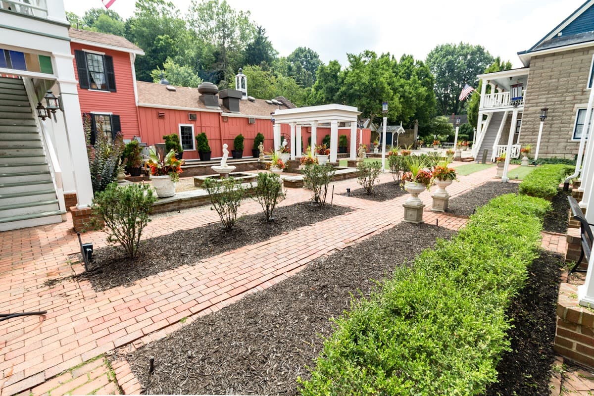 Historic Buxton Inn