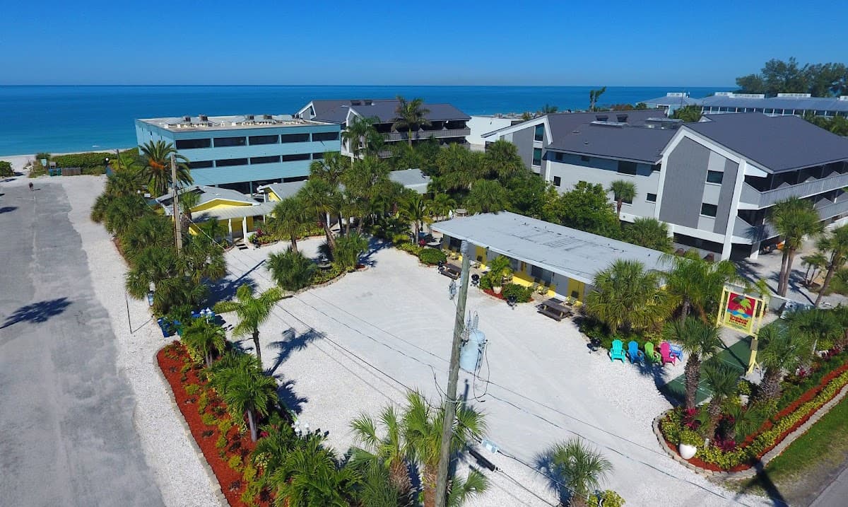 Tropical Breeze Beach Club - Anna Maria Island