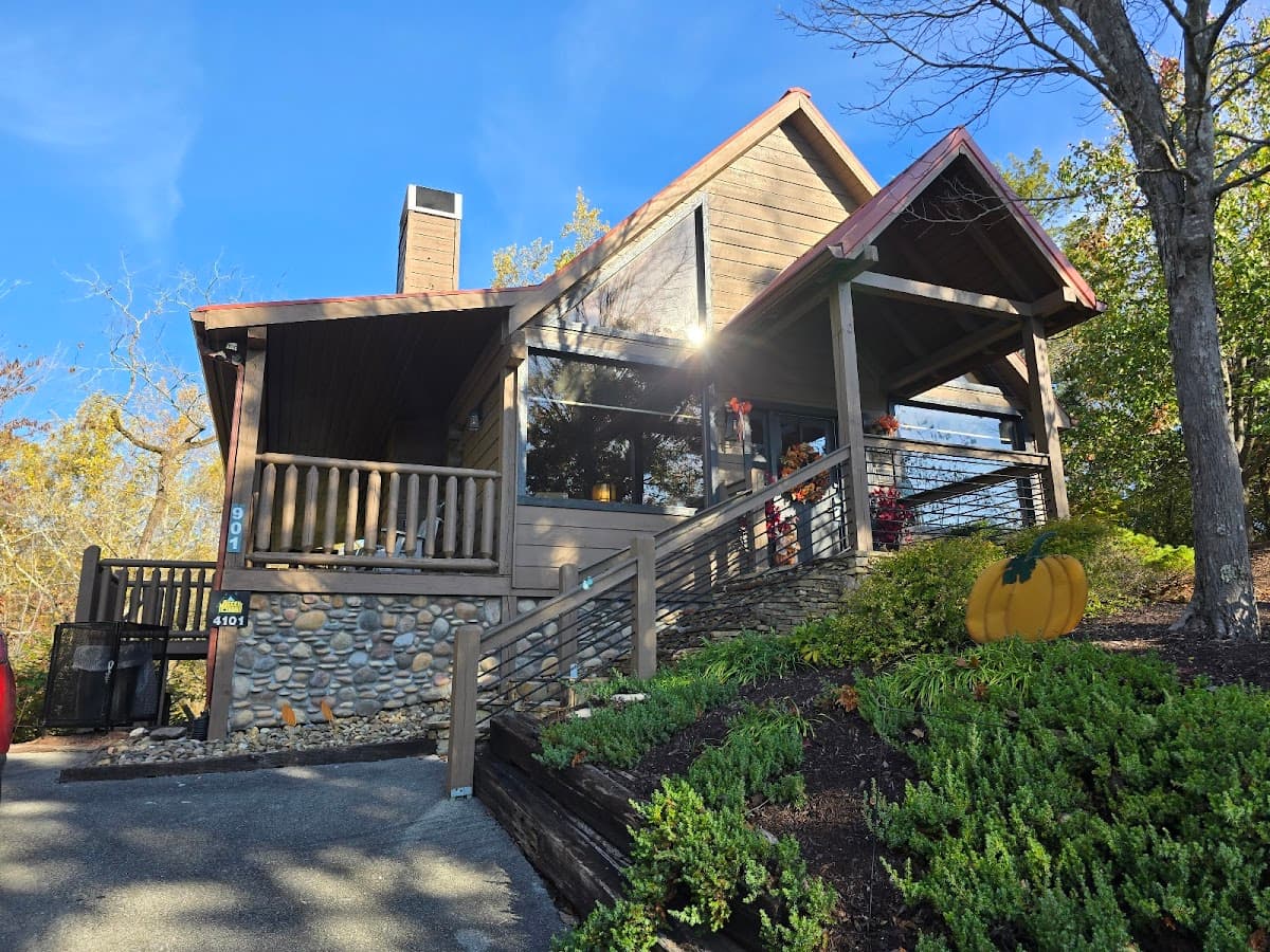 Hidden Mt. Resort Cabin Blueberry Hill