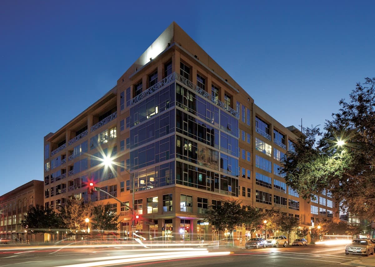 800 J Lofts