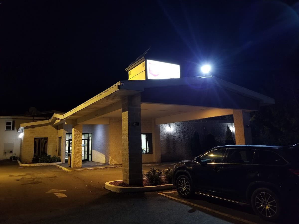 Knights Inn Liberty