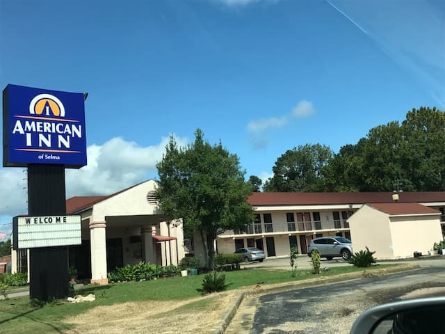 American Inn of Selma