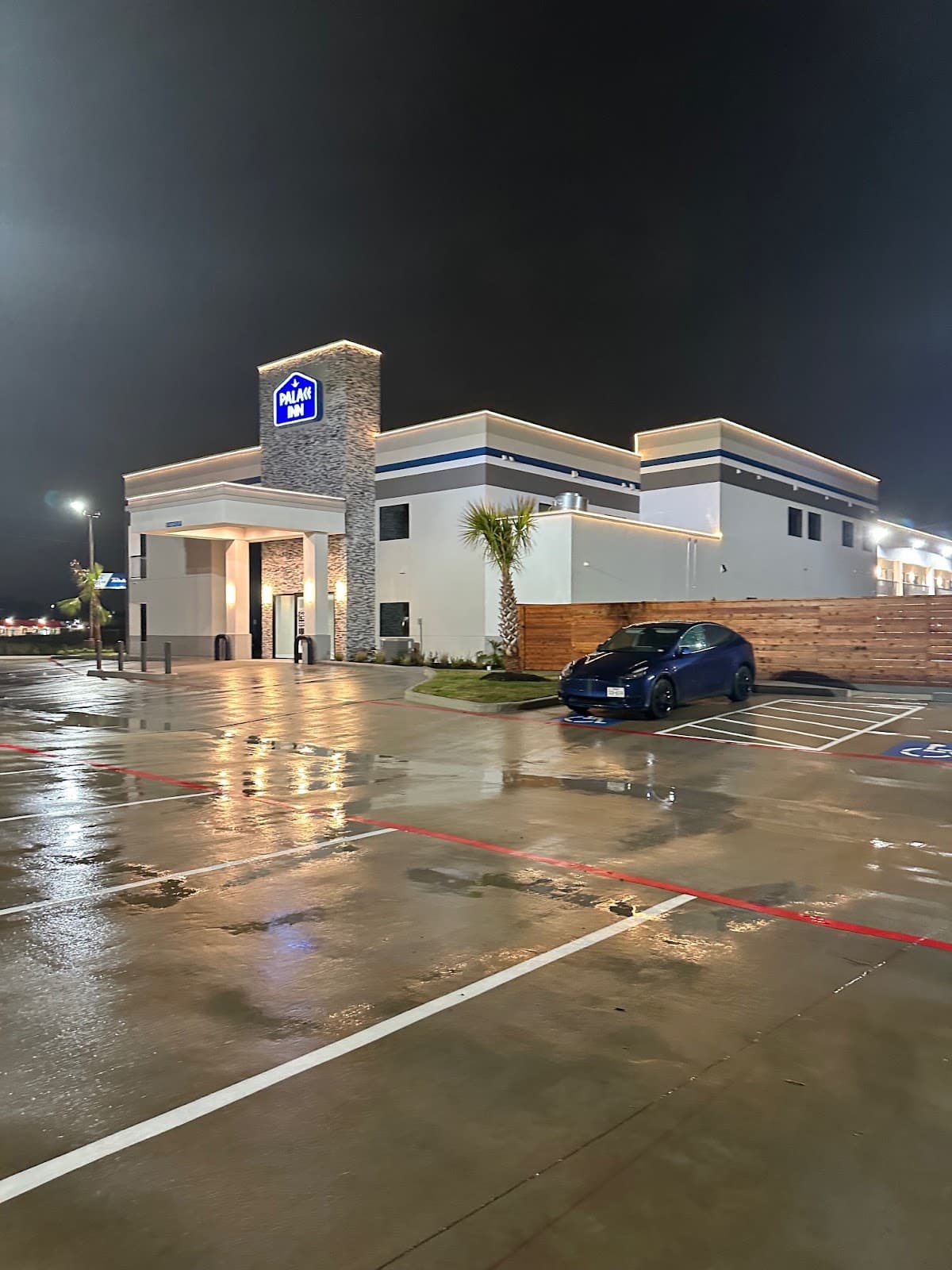 Palace Inn Blue Jones Road & FM1960