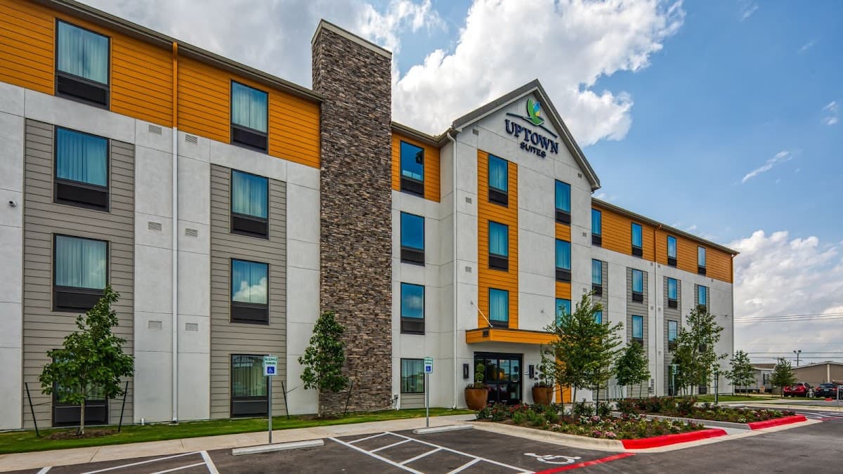 Uptown Suites Extended Stay Austin, TX – Round Rock