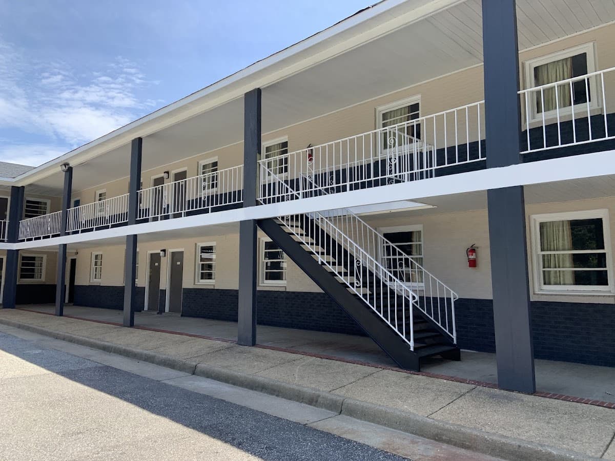 Paradise Suites - Newport News/Jefferson Ave