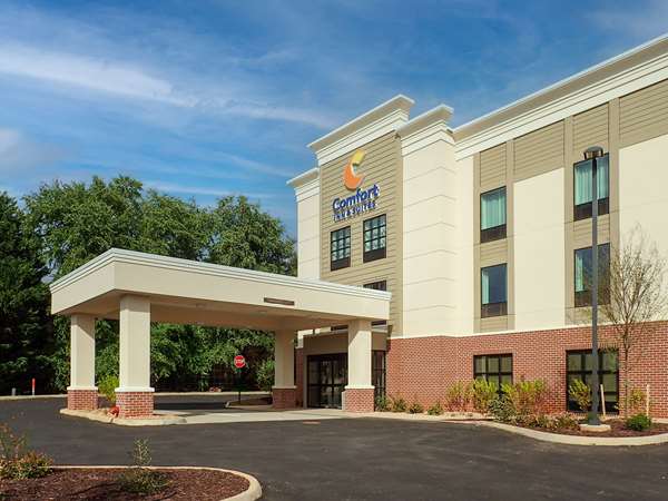 Comfort Inn & Suites
