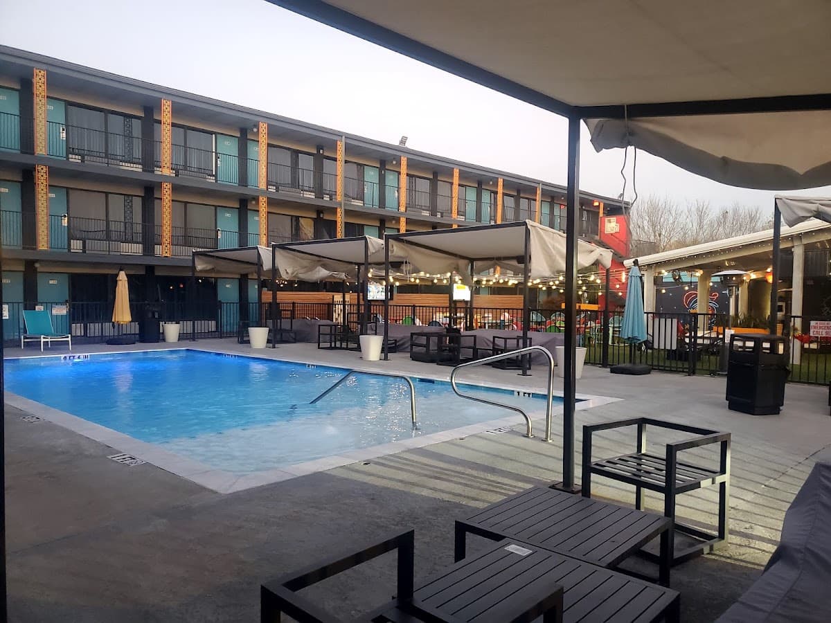 Heights House Hotel, Ascend Hotel Collection
