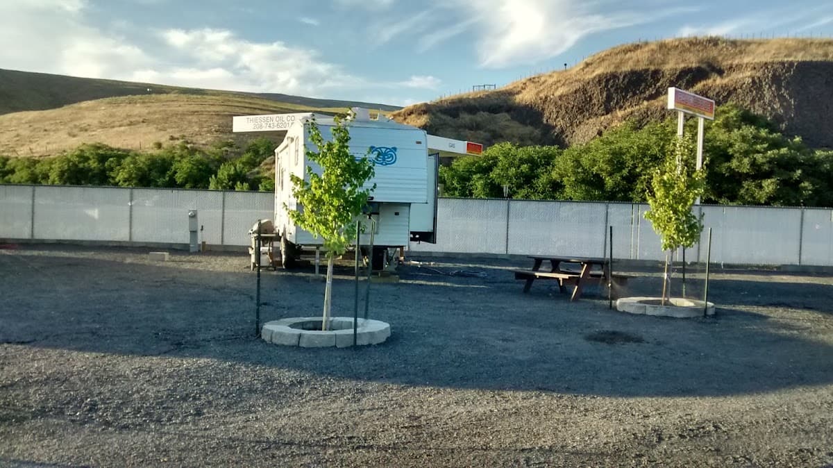 Ho Hum Motel & RV