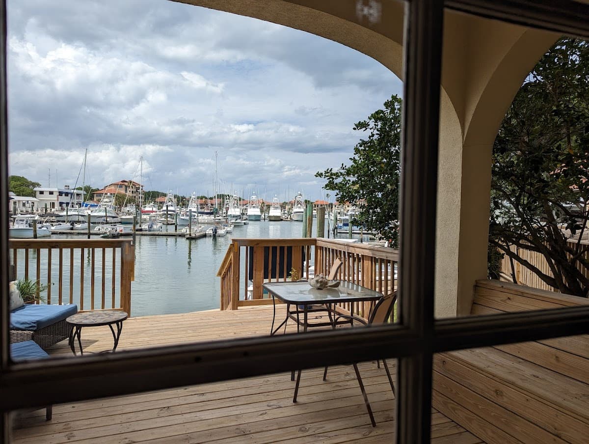 Inn At Camachee Harbor