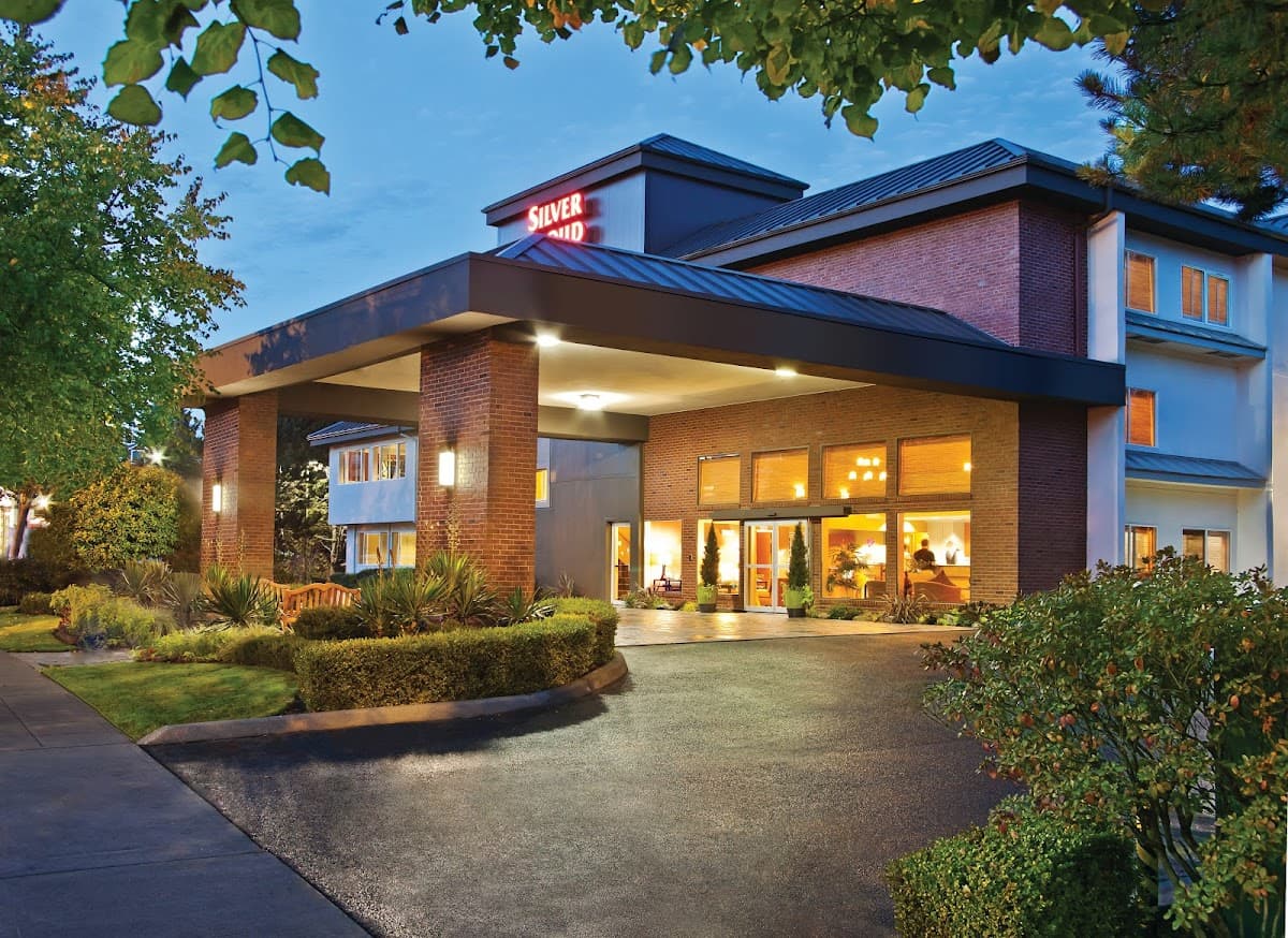 Silver Cloud Hotel - University District