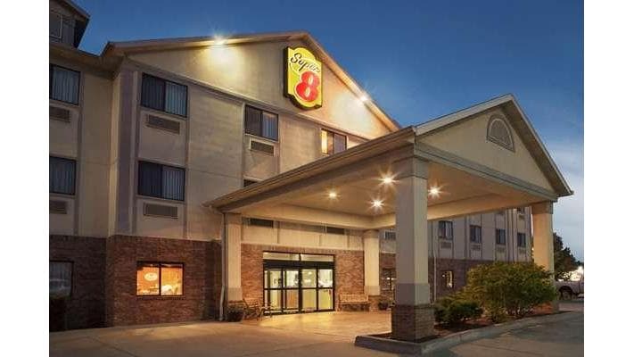 Super 8 by Wyndham Perryville
