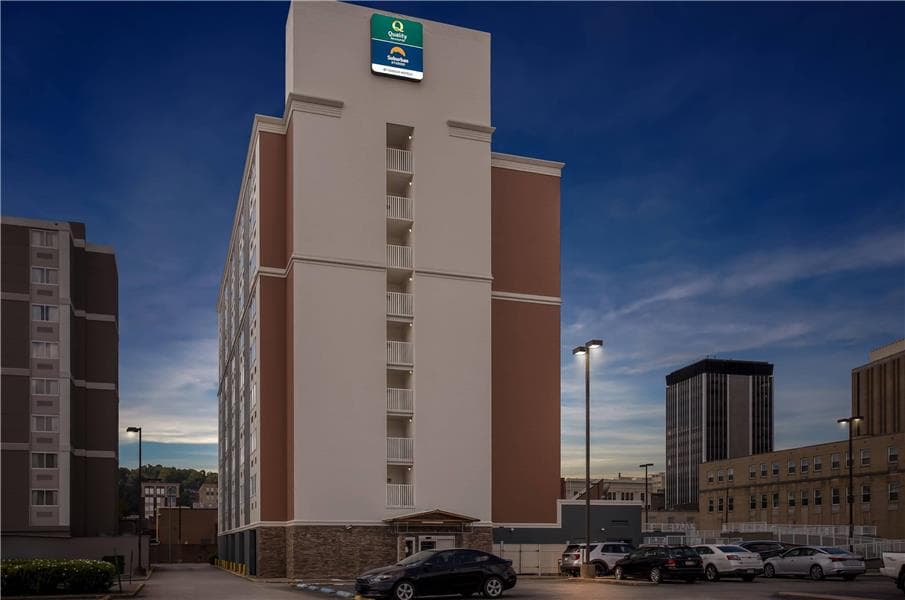 Quality Inn & Suites Charleston - Civic Center