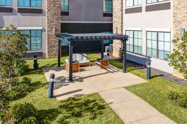 La Quinta Inn & Suites by Wyndham Tyler - University Area