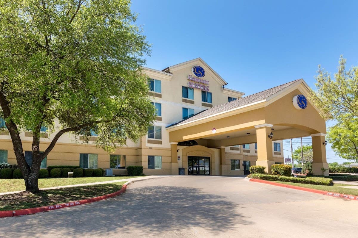 Comfort Suites Austin Airport