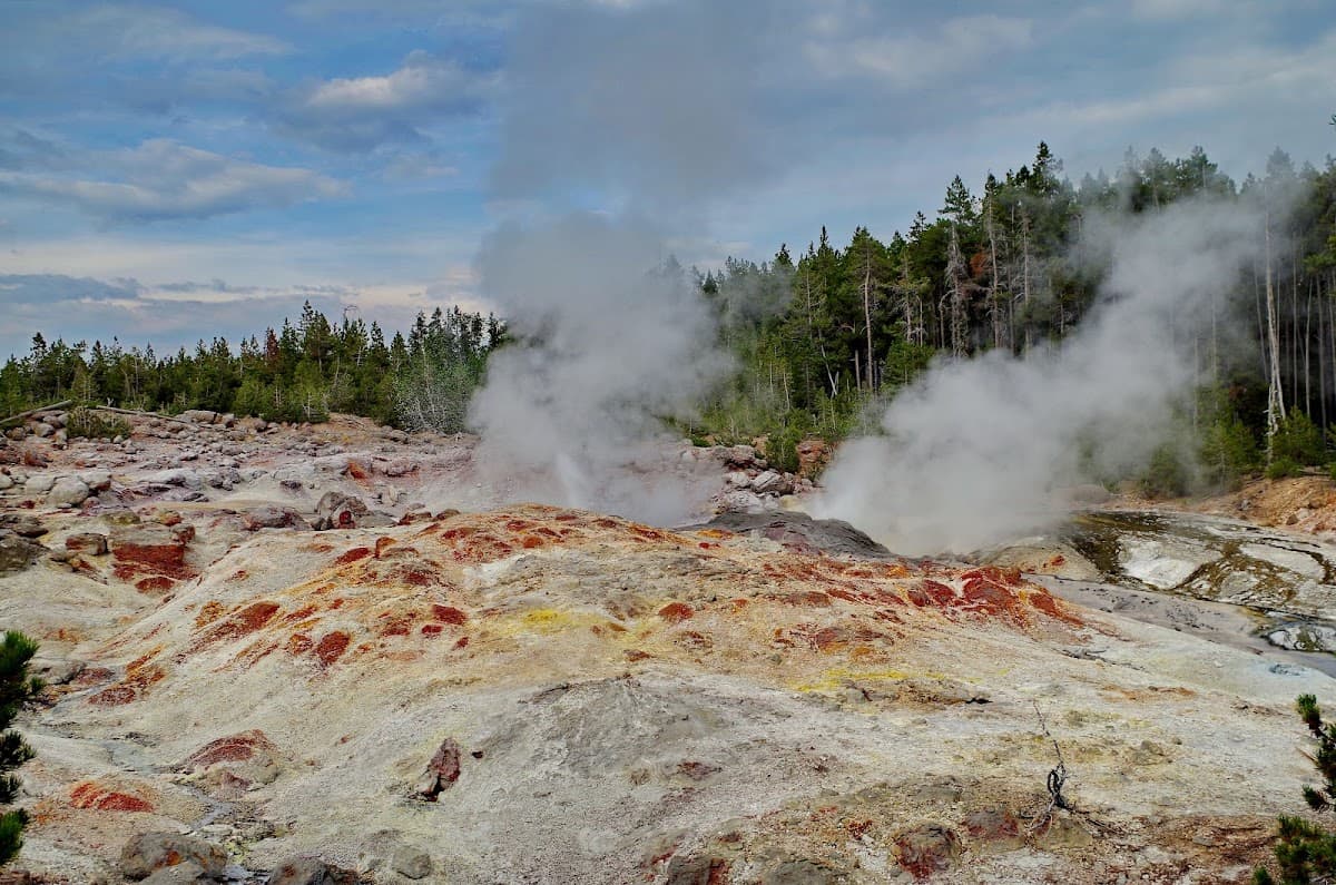 Steamboat Geyser