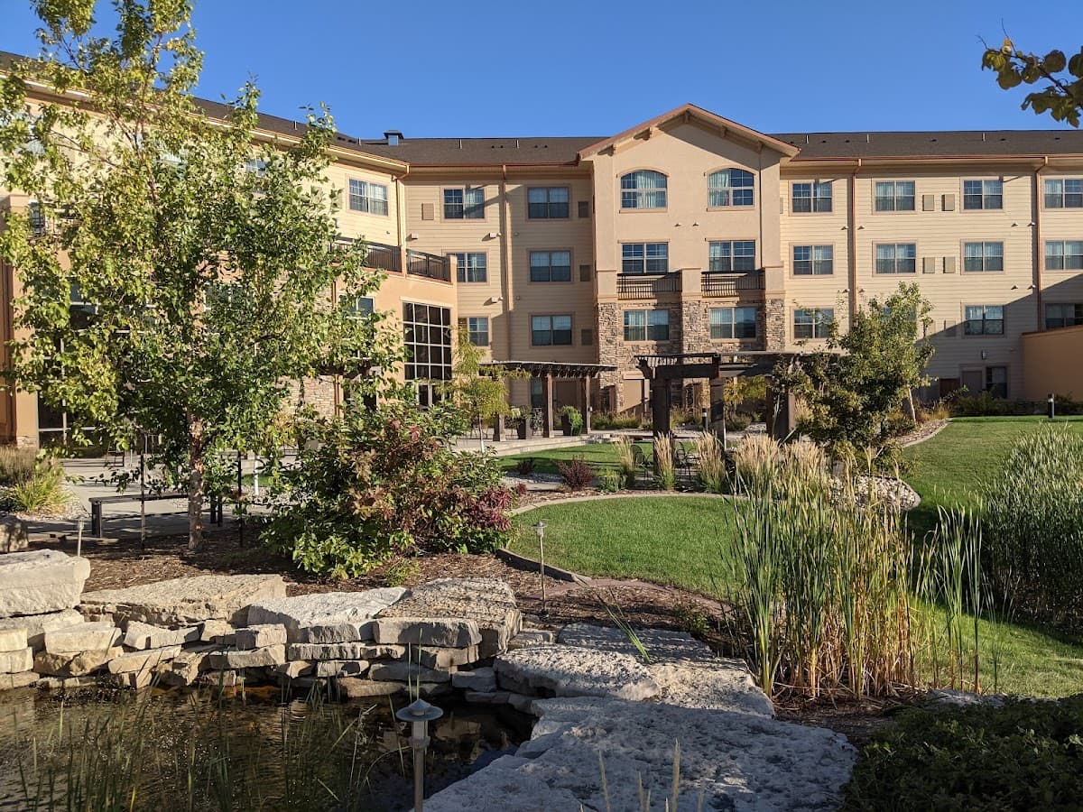 Clubhouse Hotel & Suites