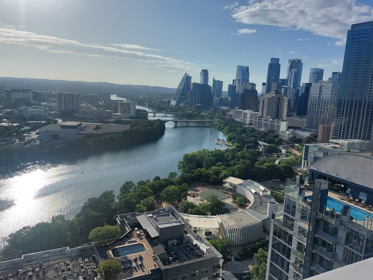 Natiivo Austin Lake Vistas