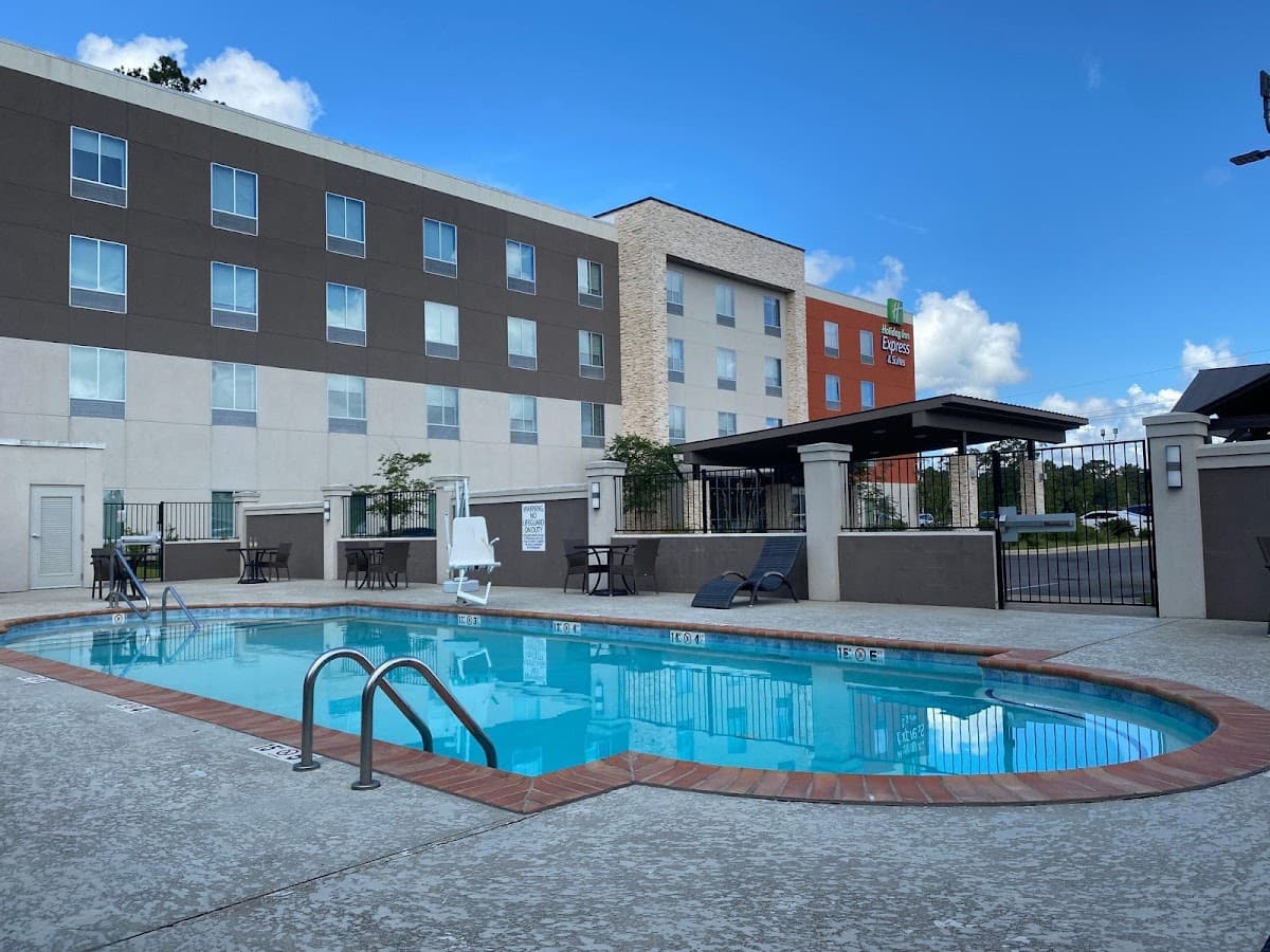 Holiday Inn Express & Suites Pineville-Alexandria Area by IHG