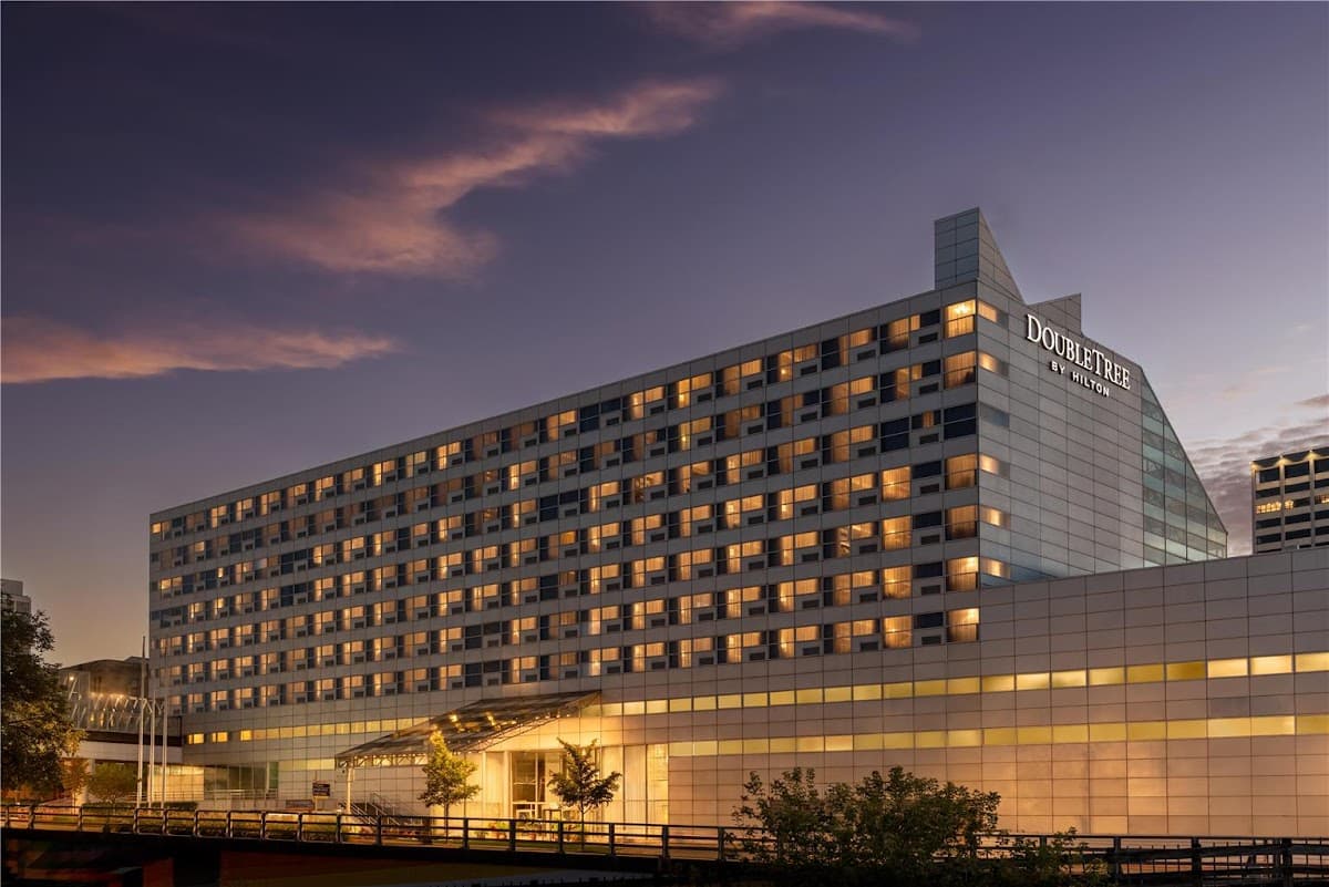 DoubleTree by Hilton Hotel South Bend