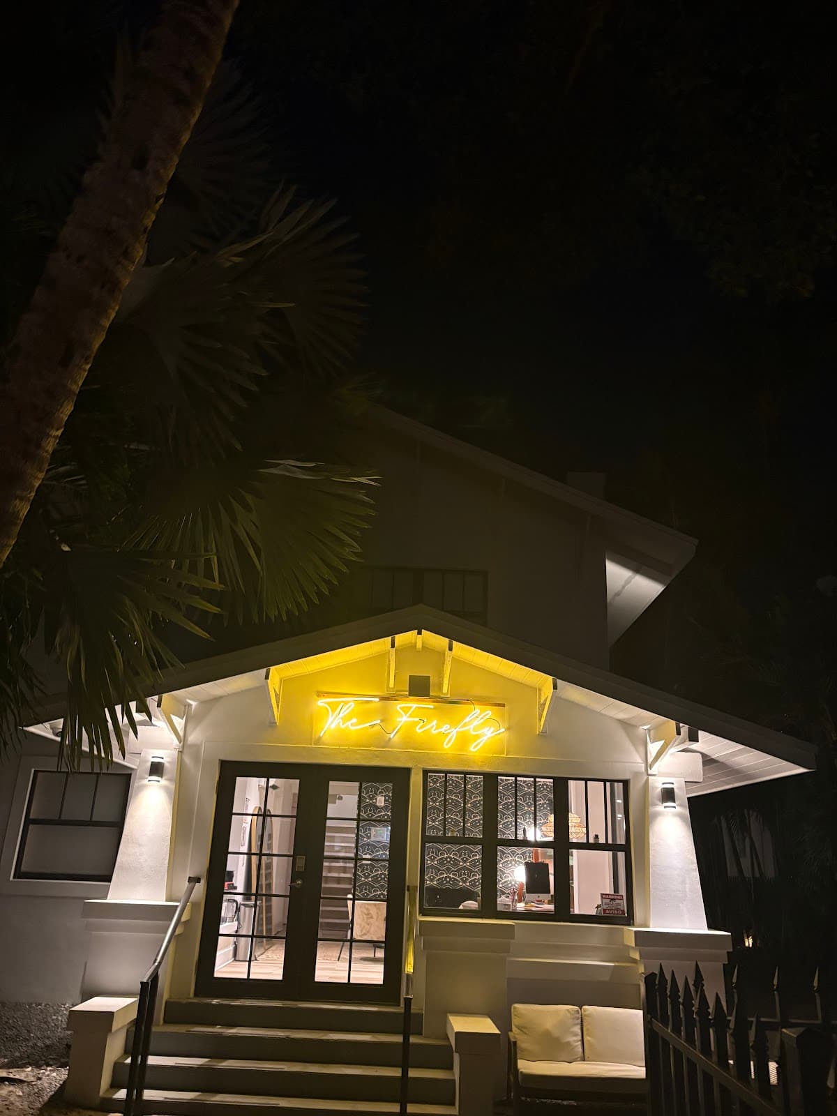 Firefly Hotel