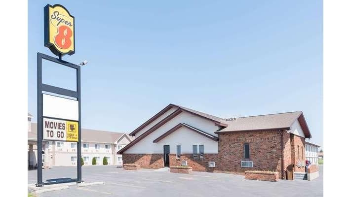 Super 8 by Wyndham Glendive