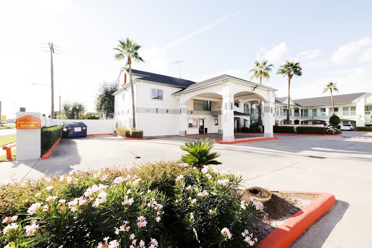 Palace Inn I-10 & John Ralston