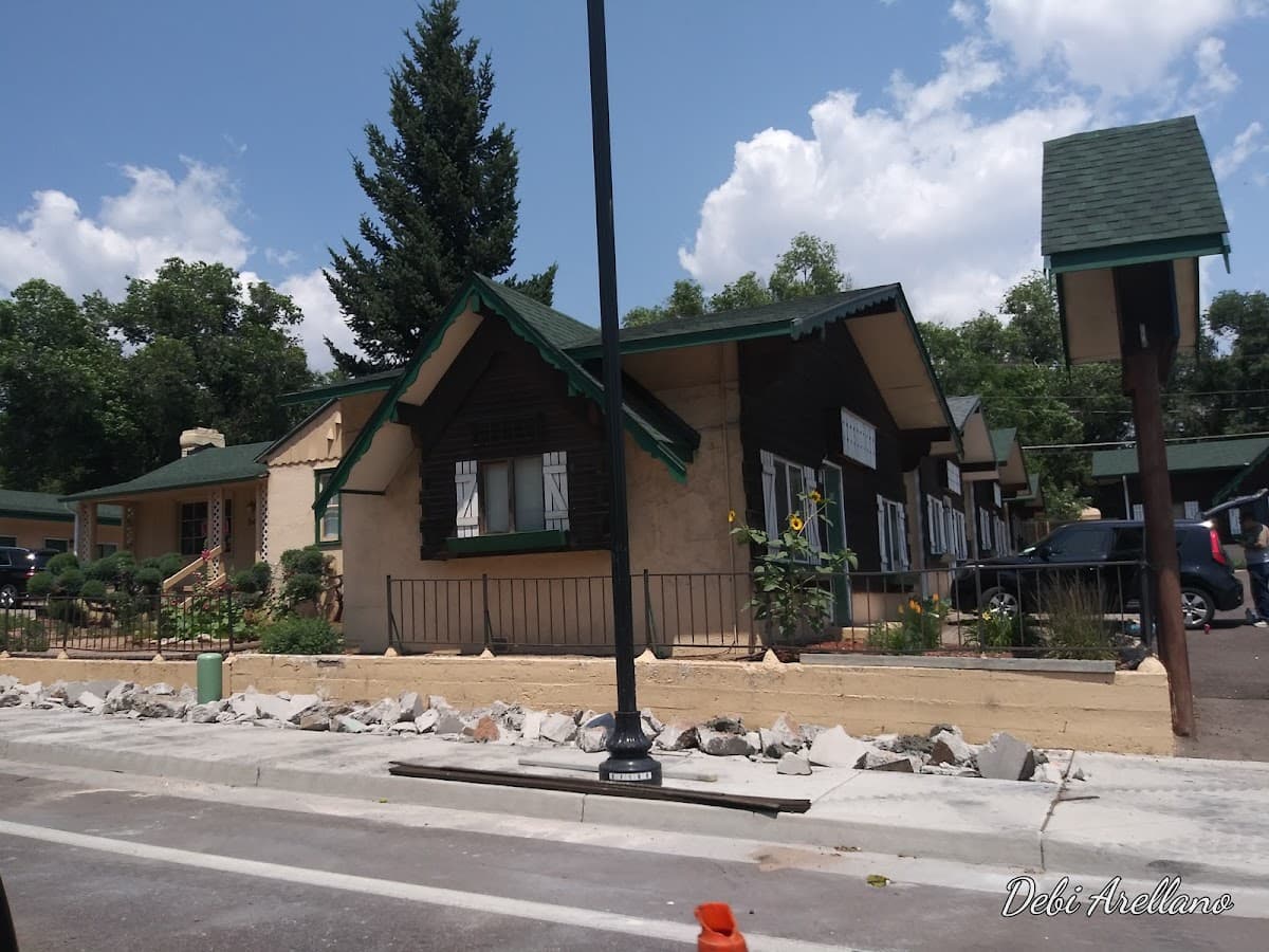 Swiss Chalet Motel