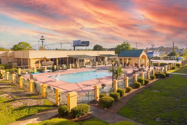 Quality Inn Richmond Hill - Savannah I-95