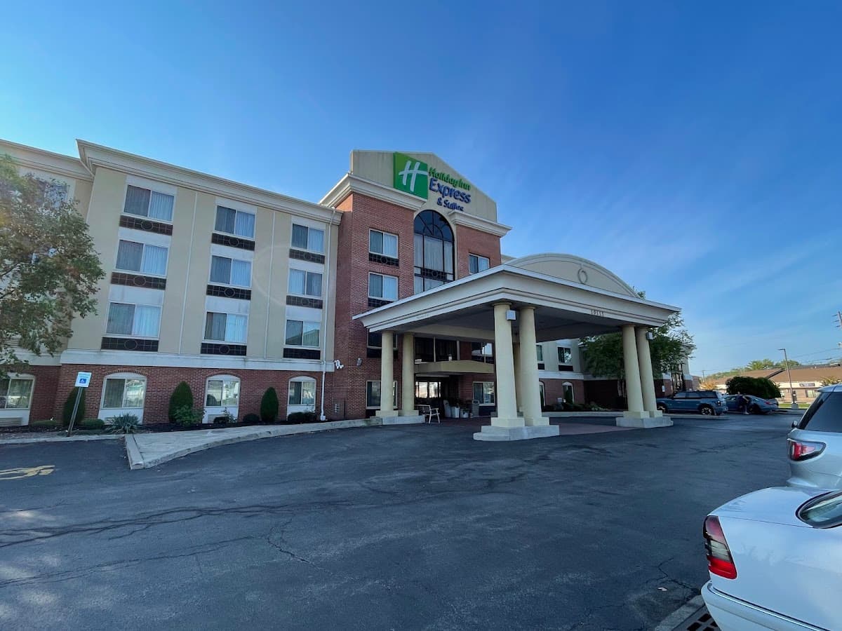 Holiday Inn Express & Suites Niagara Falls, an IHG Hotel
