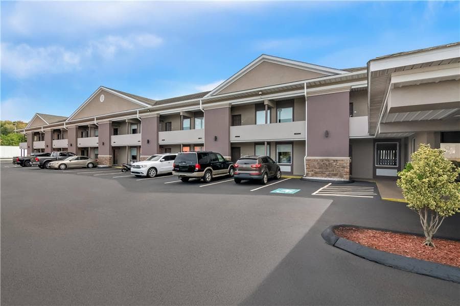 Quality Inn Waterbury East