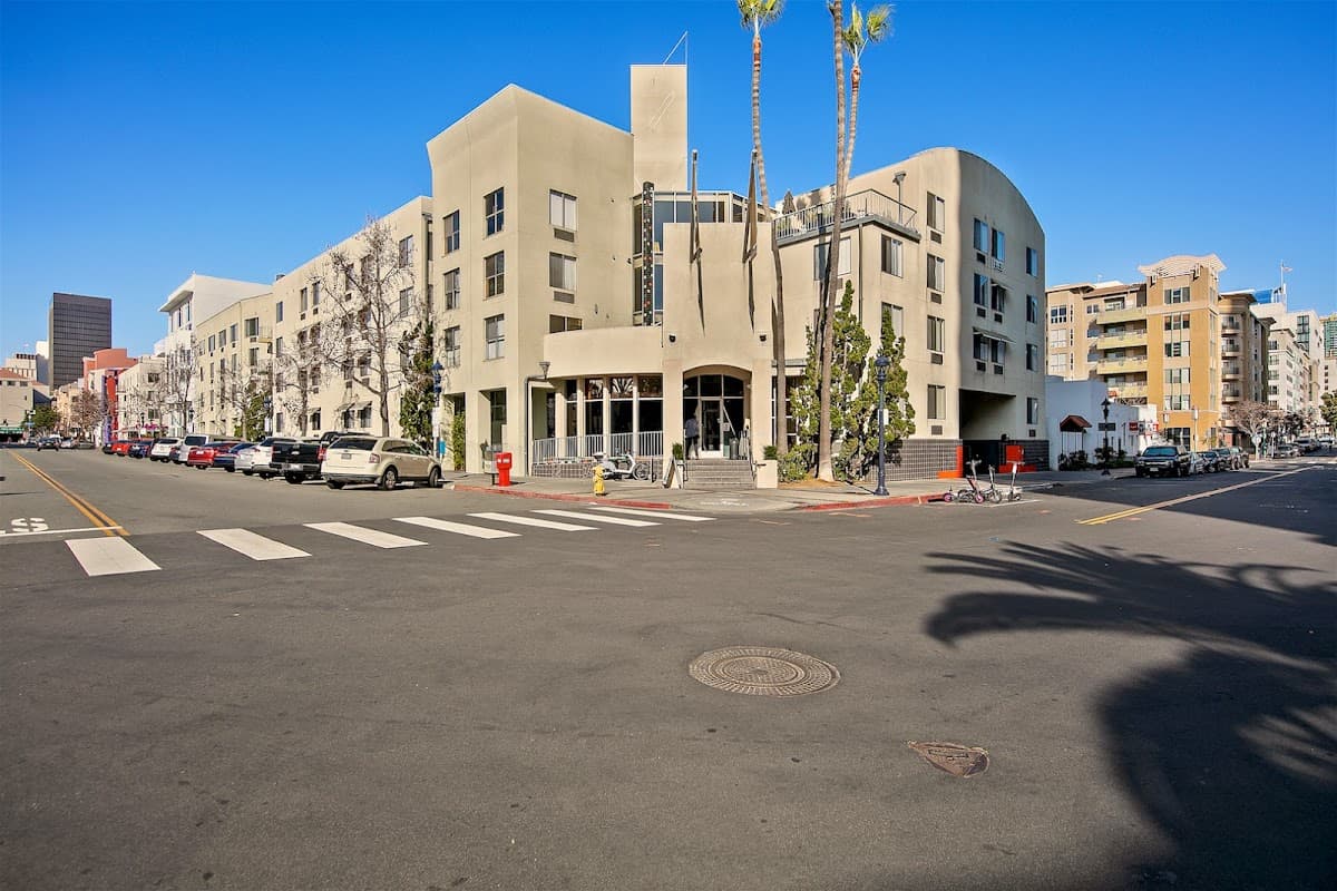 SD Flats
