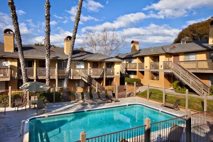 Elán Sandcastle Shores Apartments