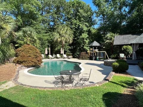 Pine Hill Estate