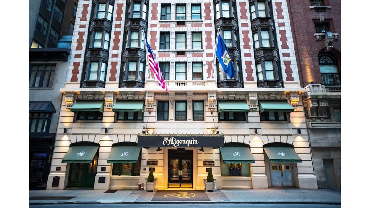 The Algonquin Hotel Times Square, Autograph Collection