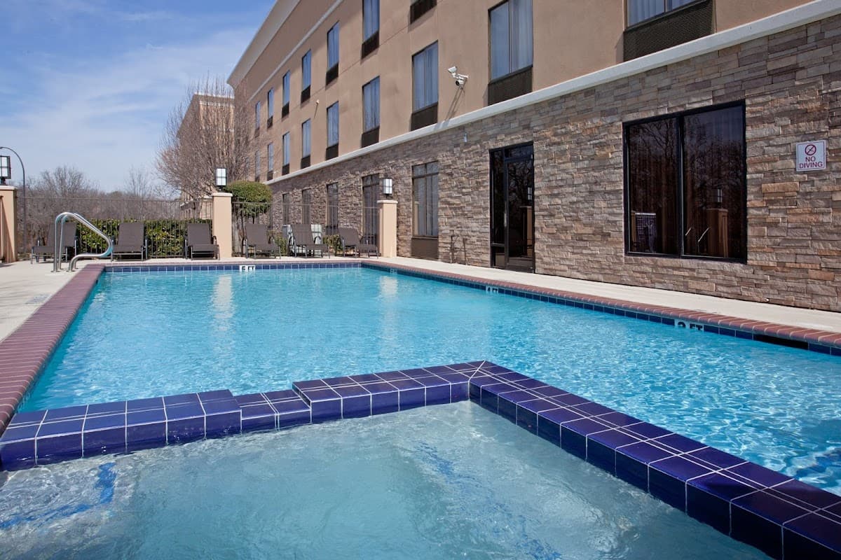 Holiday Inn Express & Suites Arlington (I-20-Parks Mall) by IHG