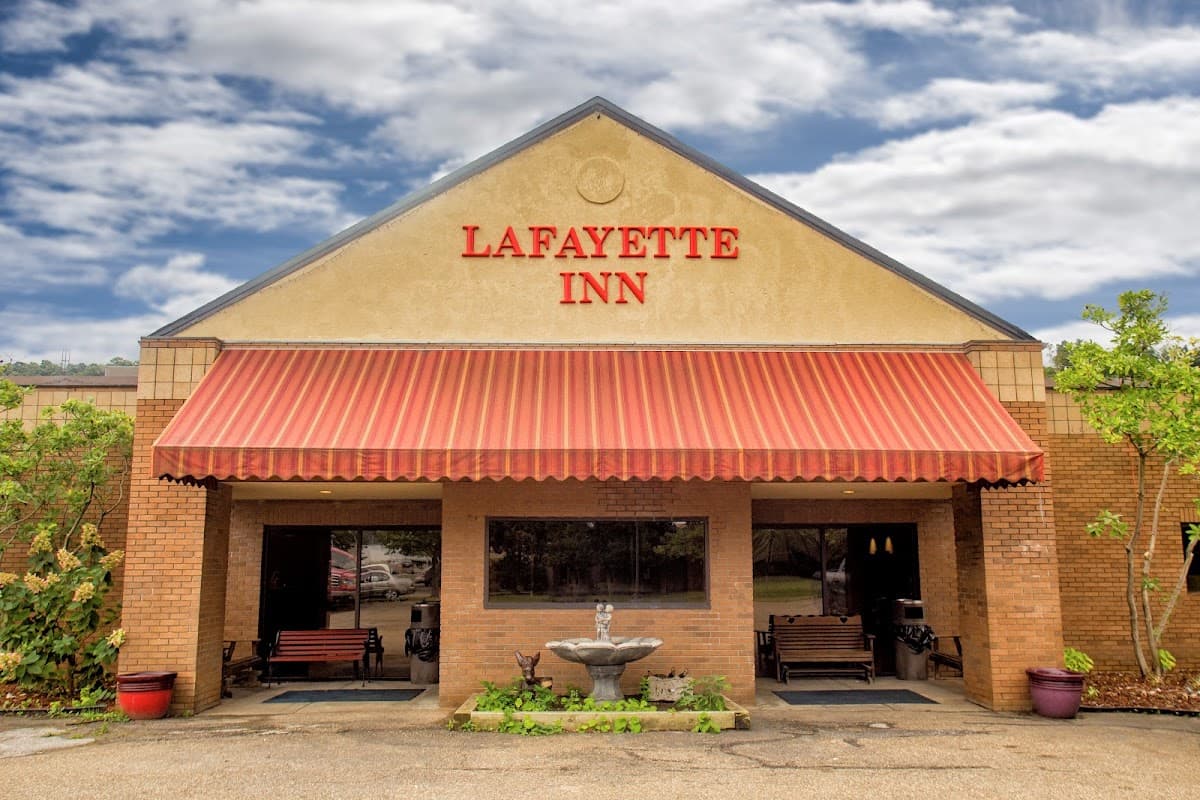 Lafayette Inn