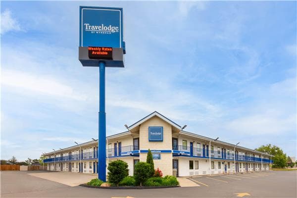 Travelodge by Wyndham Madison Heights MI