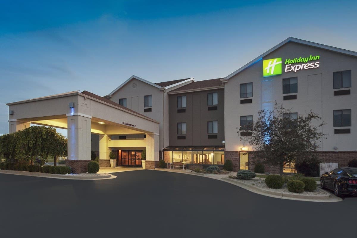 Holiday Inn Express & Suites Dayton West - Brookville by IHG