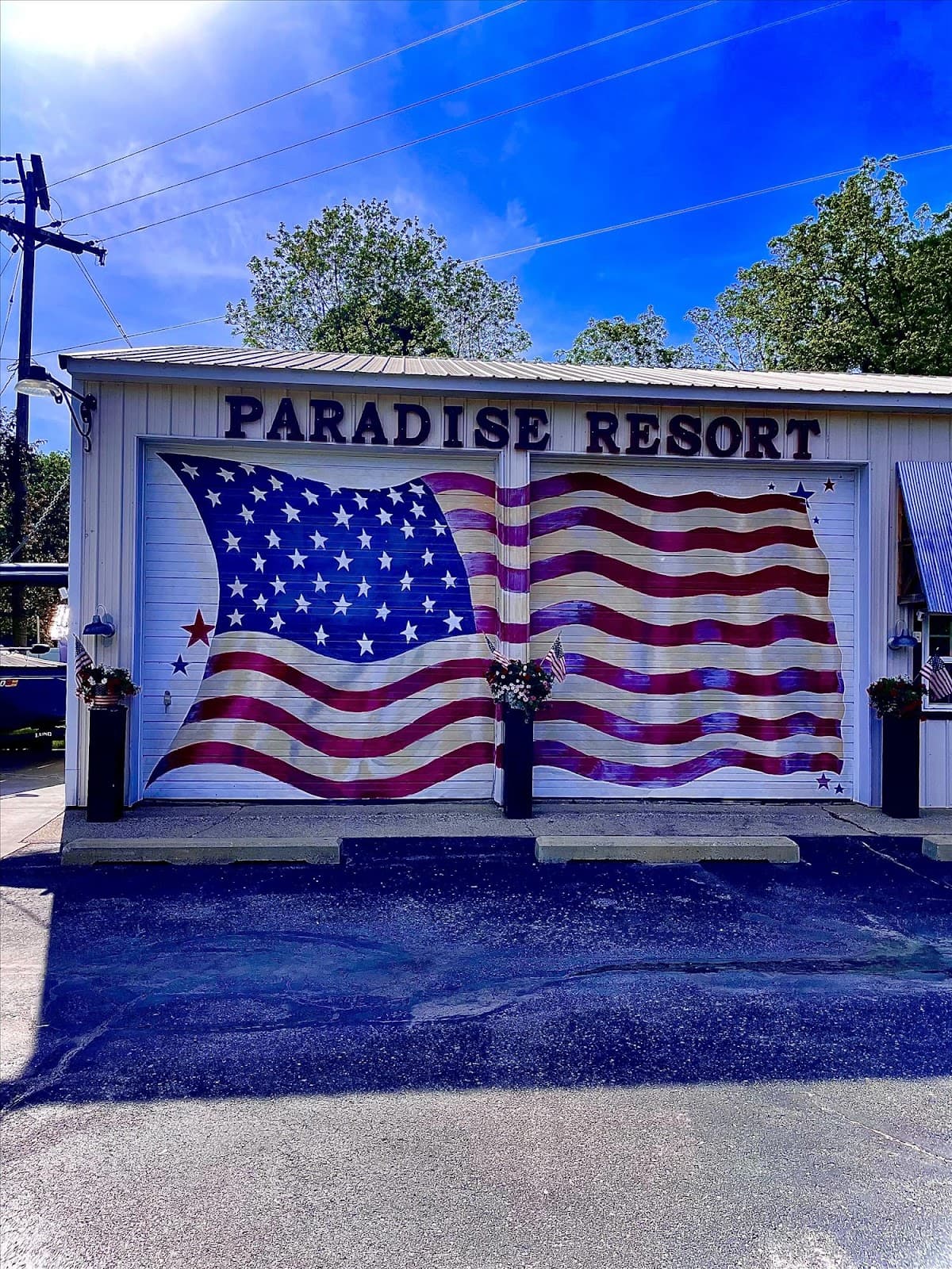 Paradise Resorts