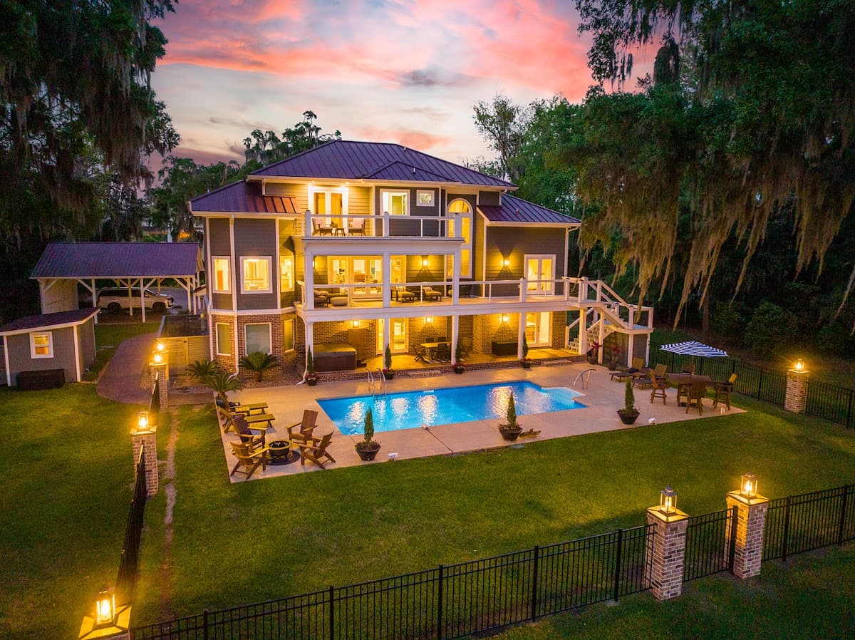 Vernon Oaks Savannah