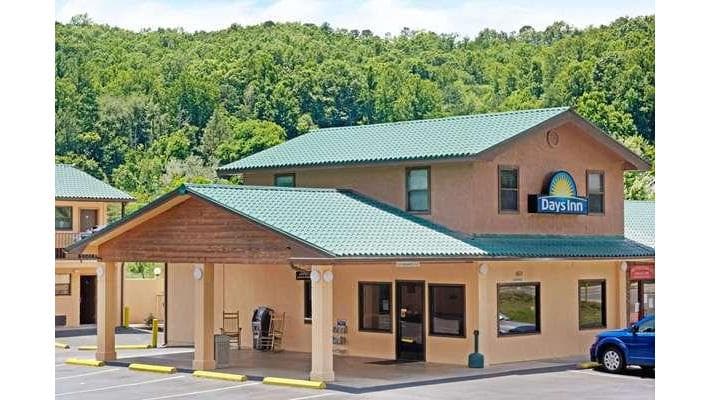Days Inn by Wyndham Cherokee Near Casino
