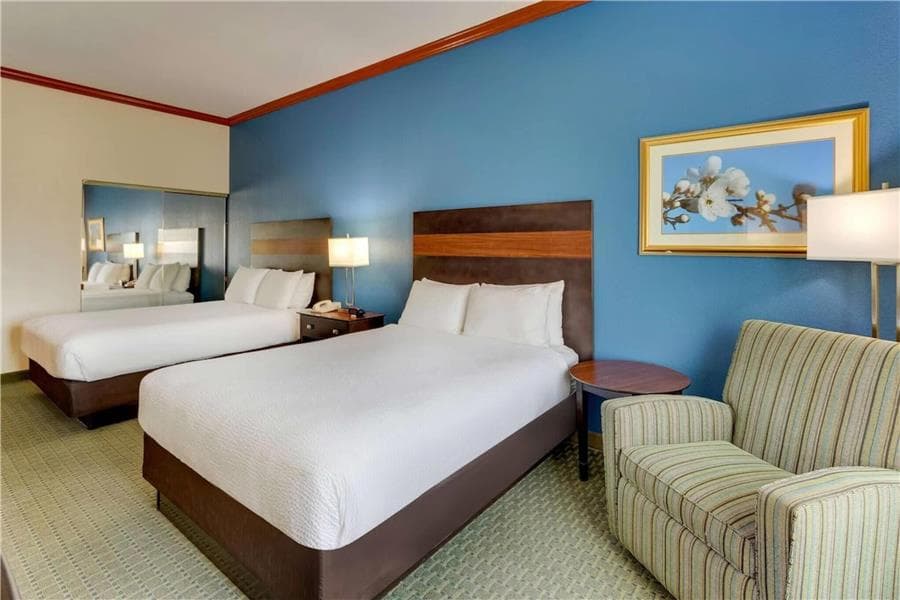 Comfort Inn & Suites