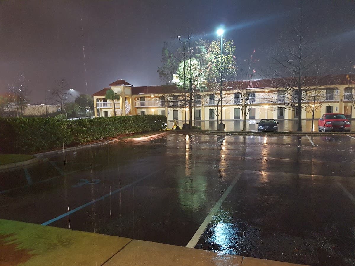 Fairview Inn & Suites