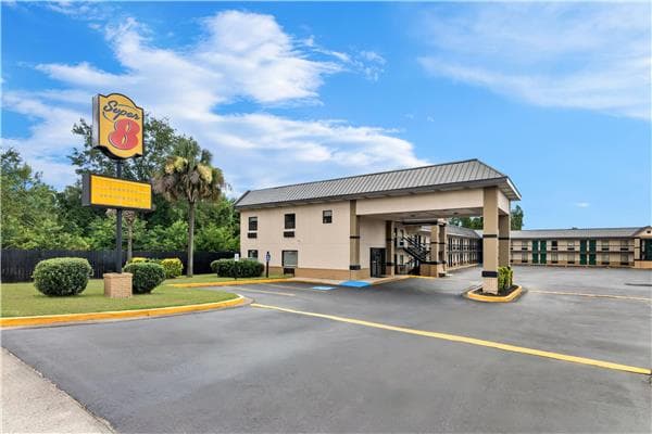 Super 8 by Wyndham Columbia
