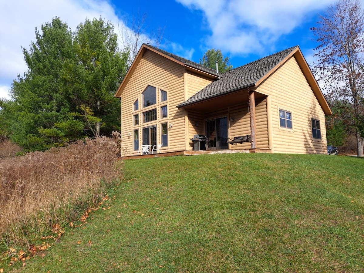 Chanticleer Cabins