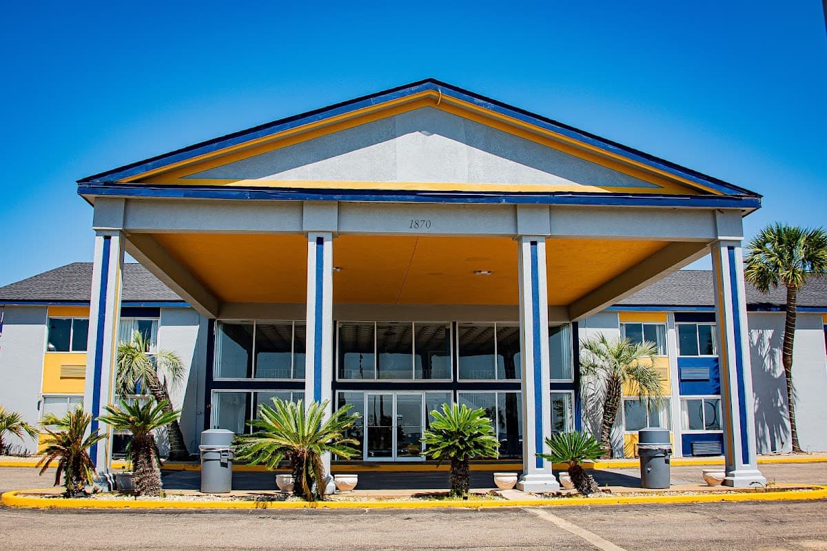 Super 8 By Wyndham Biloxi
