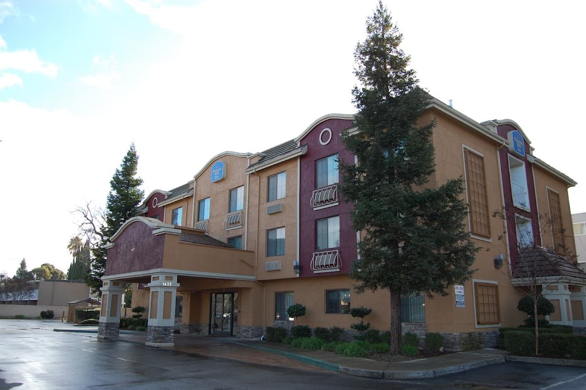 Pleasant Hill Inn